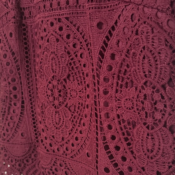 Skies Are Blue Burgundy Lace Blouse - Picture 6 of 10